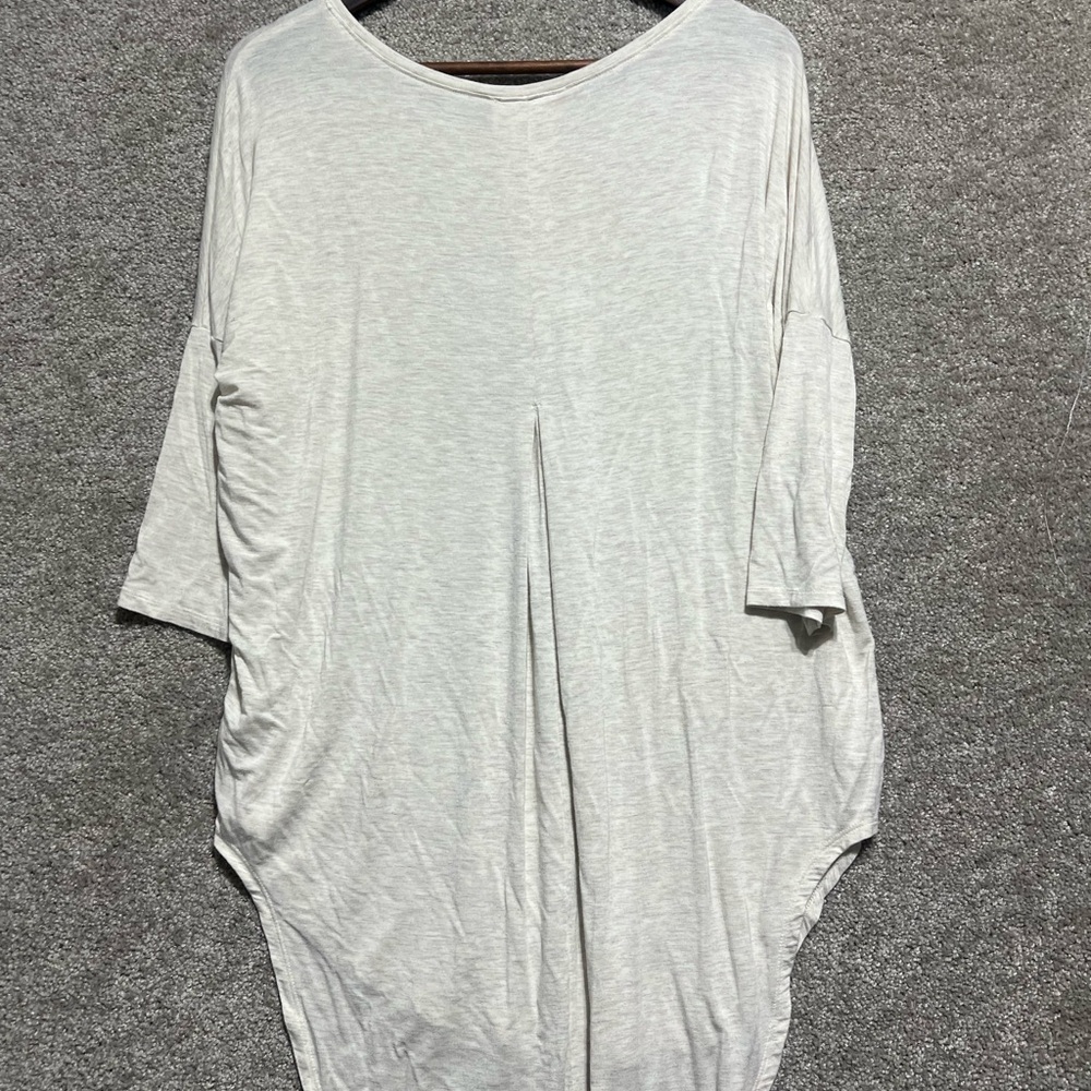 Floreat Anthropology Woman’s Oversized Knit Tee Shirt Blouse Tunic Size Small - Picture 7 of 9